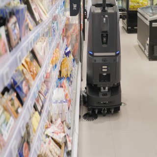 PUDU BG1 im Supermarkt